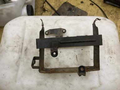 Короб АКБ, Suzuki, GSF 250 Bandit, 1992, 0, 0