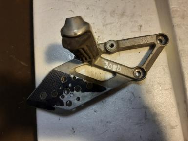 Кронштейн подножки водителя левый, Honda, CBR 600 F3, 1995, 0, 0