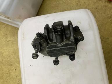 Суппорт Левый передний (NISSIN), Kawasaki, Z 750 N, 2012, 0, 0