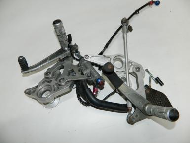 Кронштейн подножки водителя левый и правый (комплект), Honda, VTR 1000 F, 1998, 0, 0