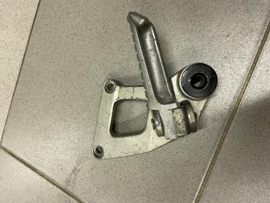 Кронштейн подножки пассажира левый, Kawasaki, ZZR 600, 1998, 0, 0