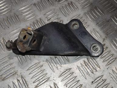 Кронштейн подножки водителя правый, Suzuki, VZ 400 Desperado, 2000, 0, 0