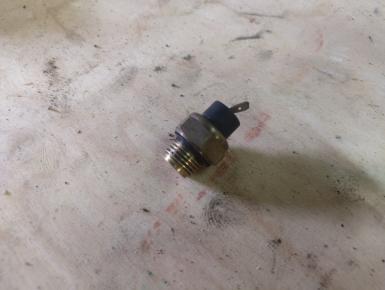 Датчик включения вентилятора, Honda, VTR 1000 F, 1998, 0, 0