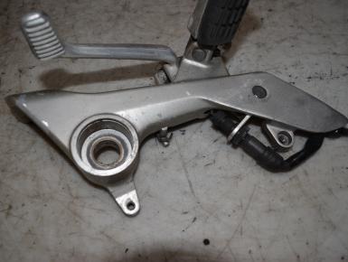 Кронштейн подножки водителя правый, Honda, VFR 800 F, 2000, 0, 0