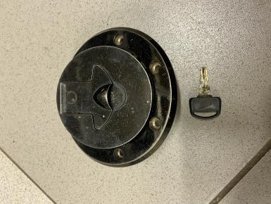 Заливная горловина топливного бака, Kawasaki, GPZ 400, 1989, 0, 0