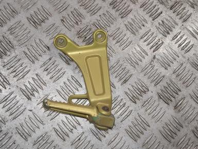 Кронштейн подножки пассажира правый, Honda, CBR 600 RR, 2004, 0, 0