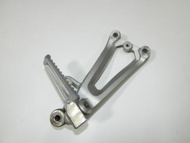 Кронштейн подножки пассажира правый, Honda, CBR 600 F4, 1999, 0, 0