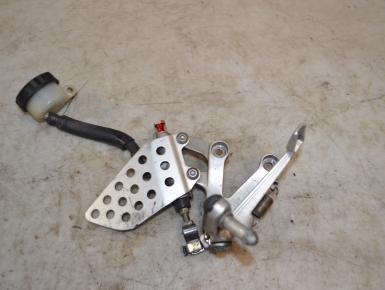Кронштейн подножки водителя правый, Honda, CBR 900 RR / 929 RR (SC44), 2000, 0, 0