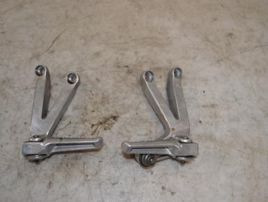 Кронштейн подножки пассажира левый и правый (комплект), Honda, CBR 900 RR / 929 RR (SC44) , 0, 0
