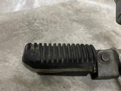 Подножка (упор) водителя правая, Suzuki, GSF 600 S Bandit, 2001, 0, 0