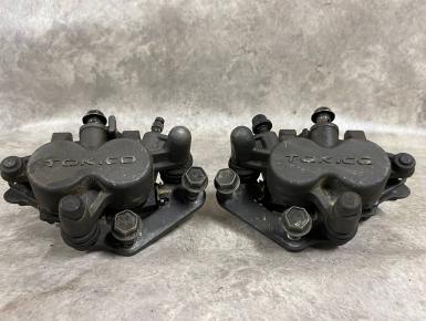 Суппорт Левый и правый передний (комплект), Suzuki, GSF 600 S Bandit, 2001, 0, 0