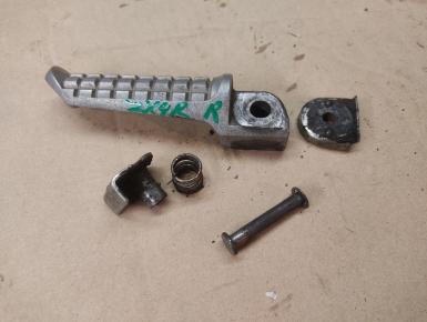 Подножка (упор) пассажира правая, Kawasaki, ZX 9 R Ninja, 1997, 0, 0