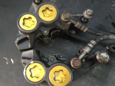 Суппорт Левый и правый передний (комплект), Yamaha, FZ 8, 2012, 0, 0