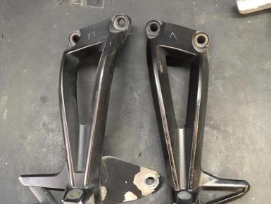 Кронштейн подножки пассажира левый и правый (комплект), Yamaha, FZ 8, 2012, 0, 0