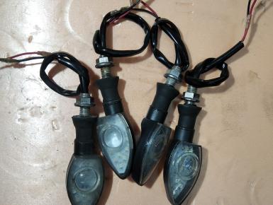 Поворотники комплект (передние - задние левые - правые), Suzuki, GSF 400 Bandit , 0, 0