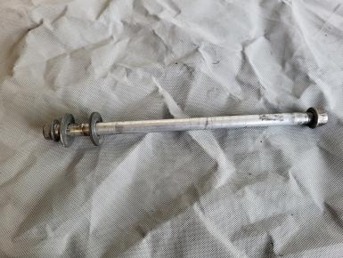 Ось заднего колеса в сборе, Yamaha, XVS 400 Drag Star, 1998, 0, 0