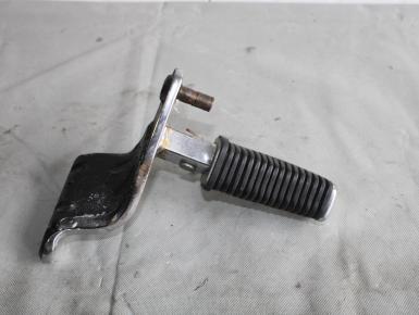 Подножка (упор) водителя левая В сборе с кронштейном, Suzuki, VZ 400 Desperado&nbsp;, 0, 0