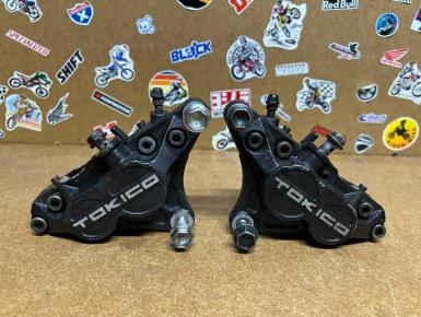 Суппорт Левый и правый передний (комплект), Suzuki, GSF 400 Bandit, 1996, 0, 0