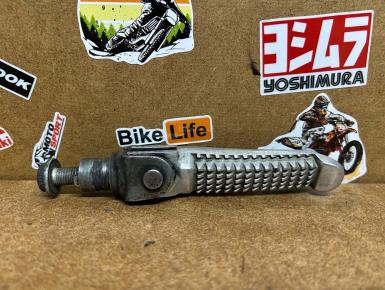 Подножка (упор) водителя правая, Suzuki, GSF 400 Bandit, 1996, 0, 0