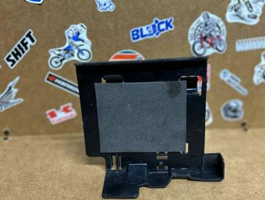 Крышка АКБ, Yamaha, XVS 400 Drag Star Classic, 2008, 0, 0