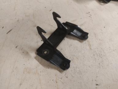 Кронштейн (крепление) замка заднего сиденья, Kawasaki, ZX 9 R Ninja, 1997, 0, 0