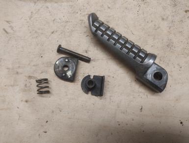 Подножка (упор) пассажира правая, Kawasaki, ZX 9 R Ninja, 1999, 0, 0