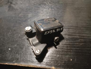 Машинка переднего тормоза, Kawasaki, ZX 9 R Ninja, 1997, 0, 0