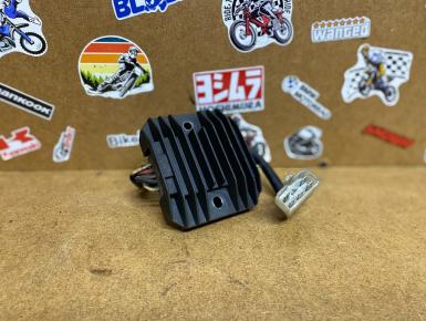 Регулятор напряжения, Yamaha, FZ 400, 1999, 0, 0