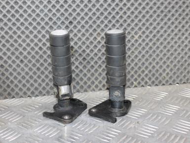 Подножка (упор) пассажира (левая и правая) В сборе с кронштейном, Yamaha , 0, 0