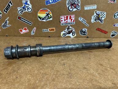 Ось заднего колеса в сборе, Suzuki, GSF 1200 Bandit, 1996, 0, 0
