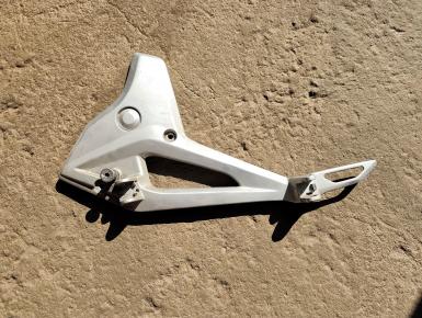 Кронштейн подножки водителя левый, Honda, NC 700 S / NC 750 S, 2012, 0, 0