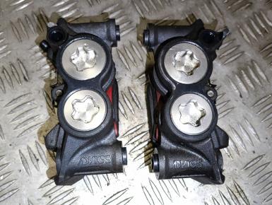 Суппорт Левый и правый передний (комплект), Yamaha, MT 09, 2015, 0, 0