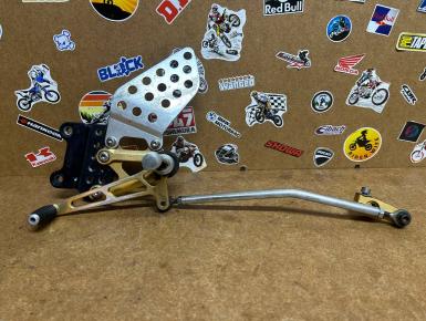 Кронштейн подножки водителя левый, Honda, CBR 900 RR / 929 RR (SC44), 2001, 0, 0