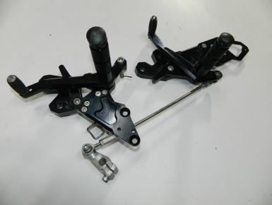 Кронштейн подножки водителя левый и правый (комплект), Yamaha, FZ 1 Fazer, 2008, 0, 0