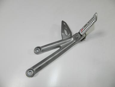 Кронштейн подножки пассажира левый, Triumph, Daytona 675, 2006