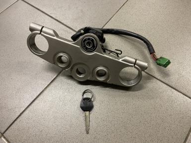 Траверса верхняя, Suzuki, GSF 1200 S Bandit, 2001, 0, 0