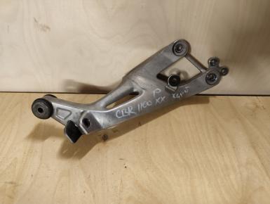 Кронштейн подножки пассажира правый, Honda, CBR 1100 XX Super Blackbird, 1998, 0, 0