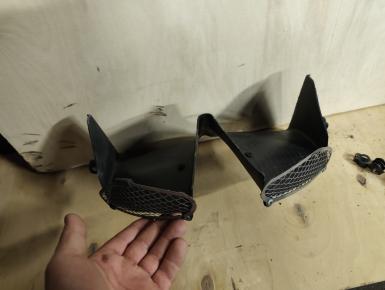 Воздуховод центральный, Honda, CBR 1100 XX Super Blackbird, 1998, , 