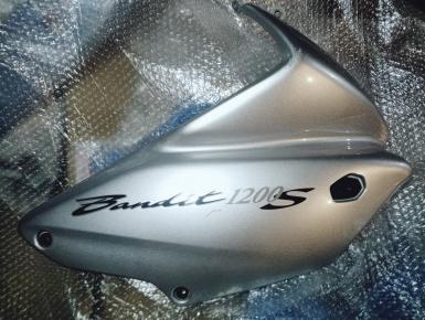 Пластик боковой правый, Suzuki, GSF 1200 S Bandit, 2002