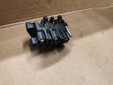 Суппорт Левый передний, Honda, CBR 1100 XX Super Blackbird, 1998, , 