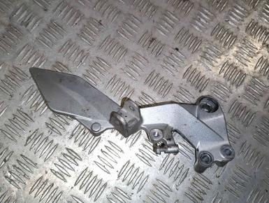 Кронштейн подножки водителя правый, KTM, 125 Duke, 2012, , 