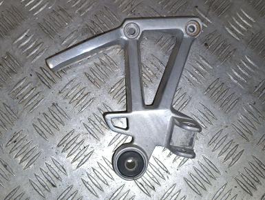 Кронштейн подножки пассажира правый, Yamaha, FZS 600 Fazer, 2001, 0, 0
