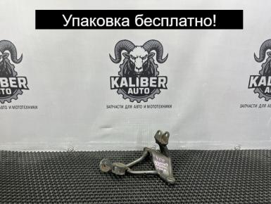 Кронштейн подножки водителя правый, Honda, 2018, 0, 1