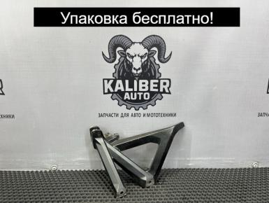 Кронштейн подножки пассажира правый, Honda, 2018, 0, 1