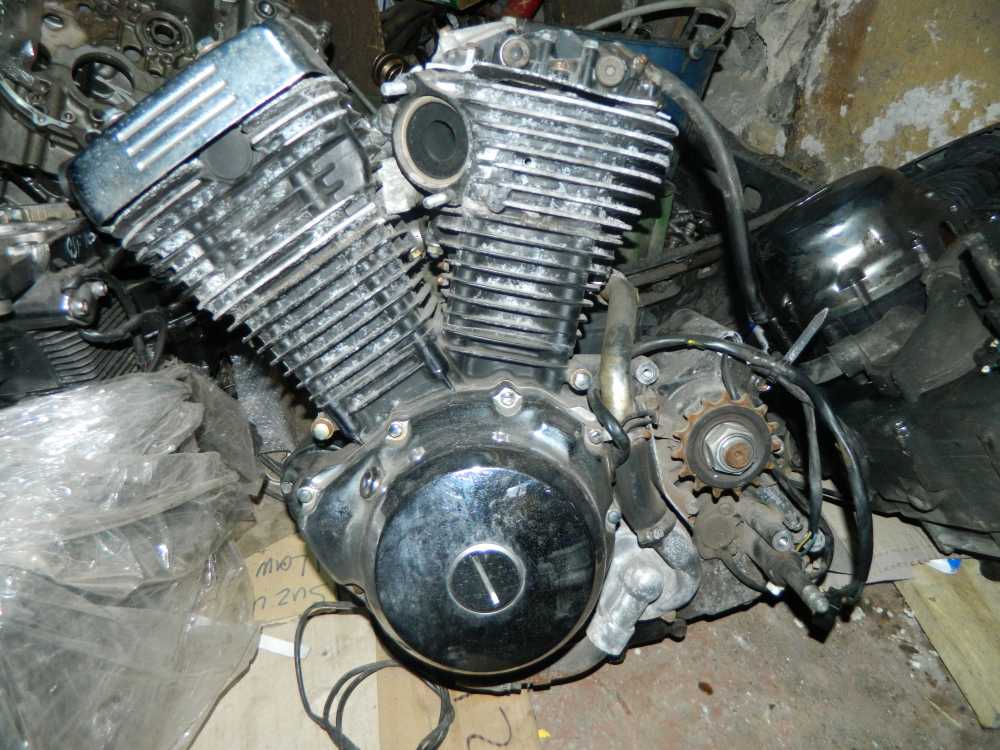 suzuki-vs-400-intruder-1995-suzuki