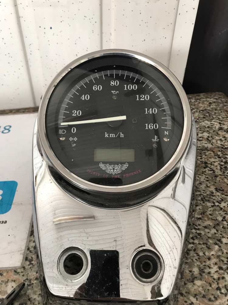 Приборная панель спортивного автомобиля современного. Приборы москвич 400. В среднем из 400 приборов. В среднем из 400 приборов. В среднем из 400 приборов.