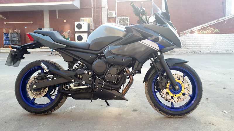 Yamaha xj6 с Райдером