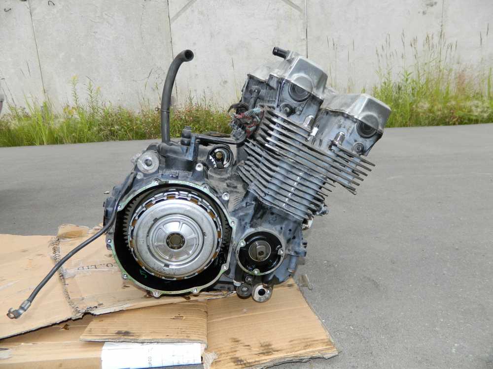 Honda CB 750 engine