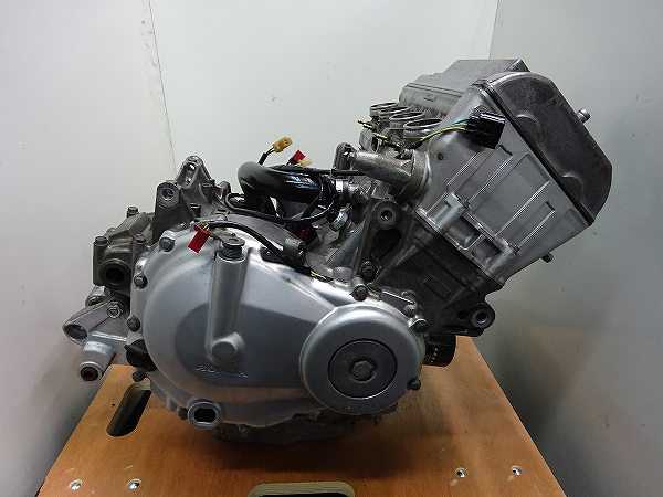 полный двигатель HONDA CBR 600 RR 599 cm3 PC40E